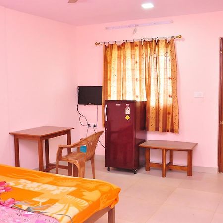 Castelinho'S Home Away From Home Anjuna Ngoại thất bức ảnh